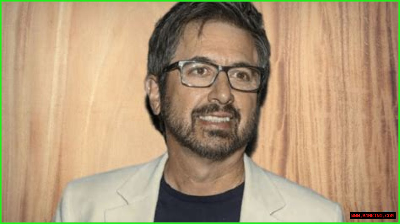 Delving Into Ray Romano's Height