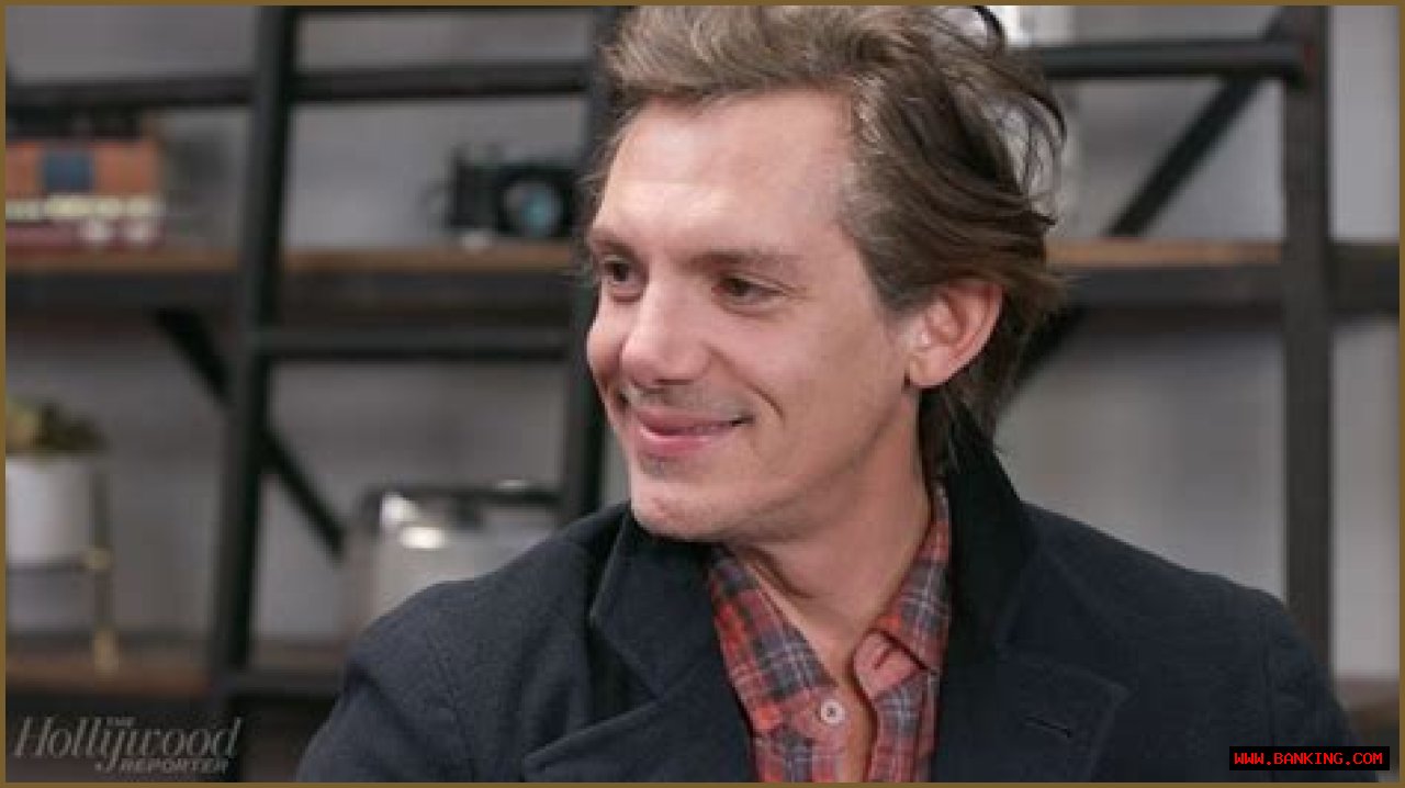 Unearth Lukas Haas' Astonishing Net Worth: Secrets And Strategies Revealed