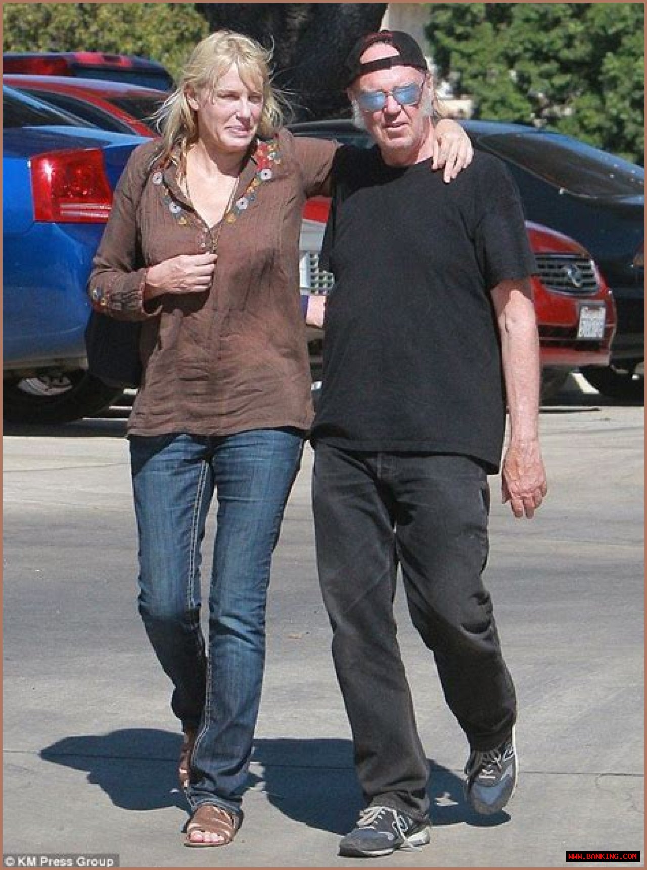 Unraveling Daryl Hannah's Marital Journey: How Many Times Has She Been Married?