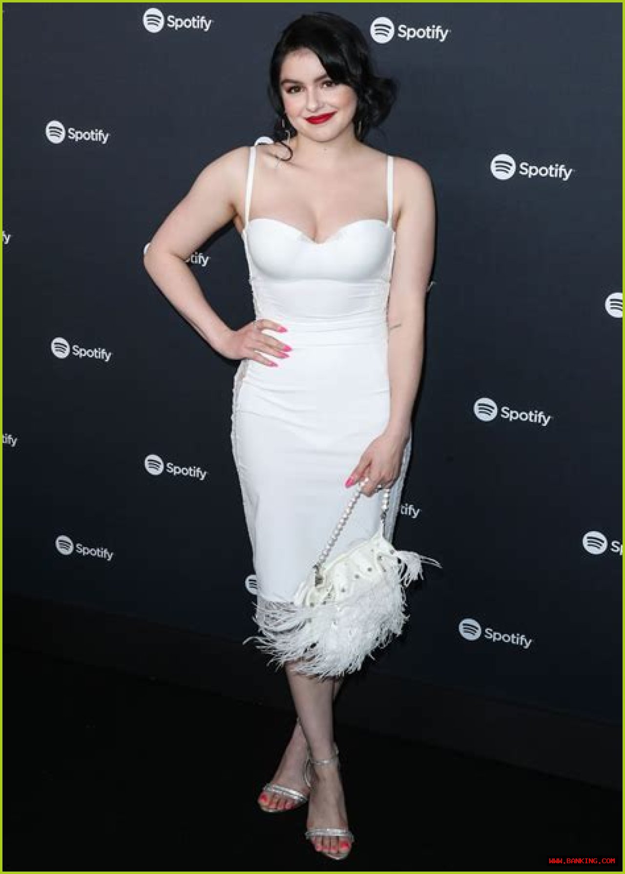 Unveiling The Height Of Ariel Winter: Uncovering The Enigma
