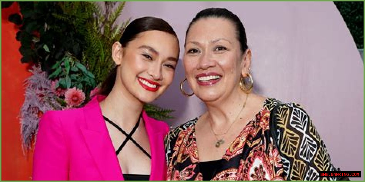 Unveiling The Impact Of 'Lola Tung Dad' And Its Profound Influence