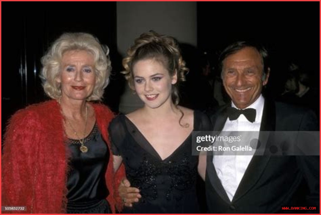 Unveiling The Legacy Of Monty Silverstone: Alicia Silverstone's Father