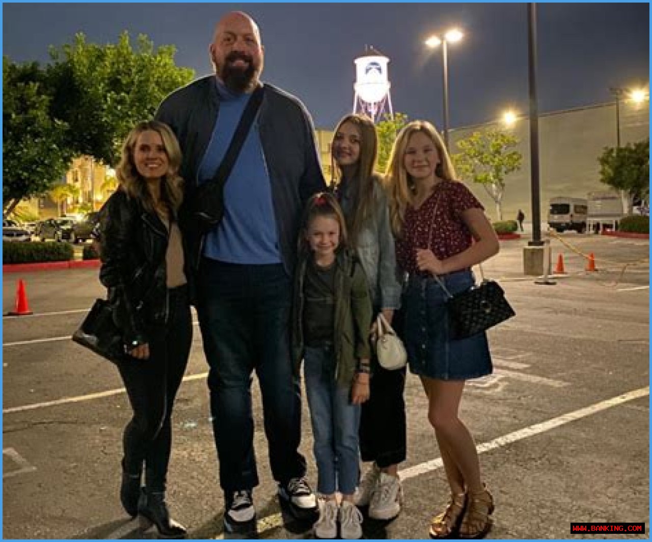 Unveiling The Secrets And Strength Of 'The Big Show Wife'